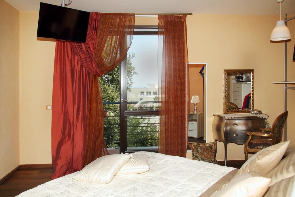 مونوبولي B&B Villa Il Sughero المظهر الخارجي الصورة